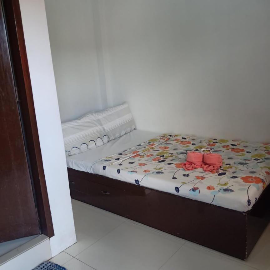 Chelle'S Apartelle-Inn El Nido Bagian luar foto
