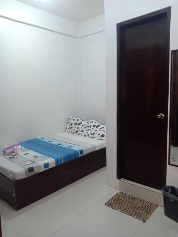 Chelle'S Apartelle-Inn El Nido Bagian luar foto